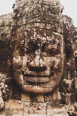 Gülümseyen taş kafa - Angkor Wat, Cambodia