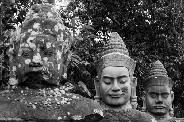 Kamenné Hlavy Černé Bílé Angkor Wat Kambodža — Stock fotografie