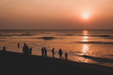 Gün batımı siluetleri, Cochi, Kerala, Hindistan