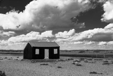 Shingly çöllerinden Dungeness yakınındaki bazı kasvetli set parçaları için yapmak