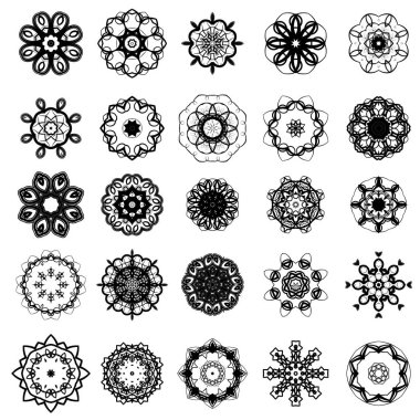 Beyaz arka plan üzerinde izole farklı kabile rozet dövme tasarım kümesi. Polinezya tasarım