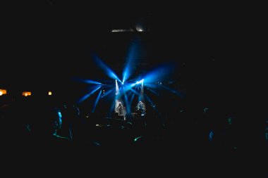 Müzik performans ve Tel Aviv, İsrail için bir Hostel konserde