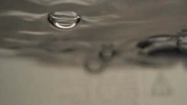 Kaynar su kabarcıkları. Çin çay töreni