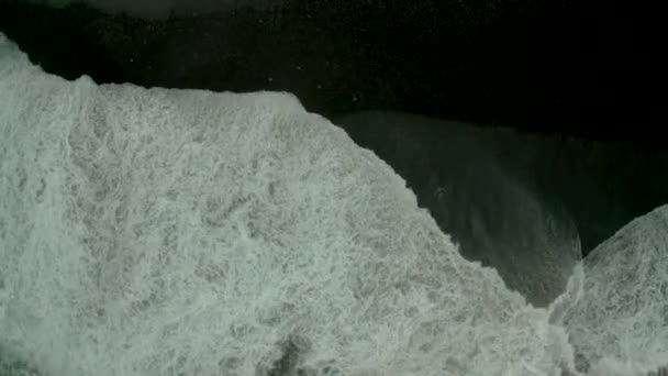 Черное море в шторме, вид с воздуха mavic2 pro — стоковое видео
