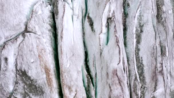 Wulkaniczny lodowiec w Svaneti, strzał lotnicze. Niesamowity widok. — Wideo stockowe