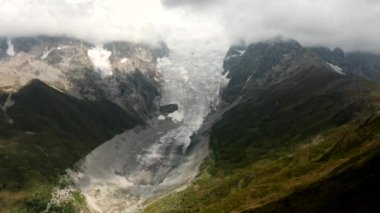 Burası belki de Svaneti'nin en güzel yeri. Lardi buz düşmesi