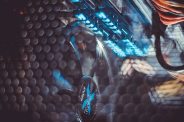Fan, kablolar, Ram bellek ve diğer bilgisayar parçaları