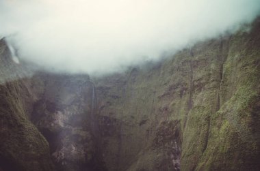 Kauai, Abd'de Waialeale yanardağı havadan görünümü ve yaklaşık