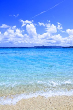 Güzel deniz ve gökyüzü Okinawa