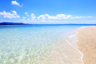 Güzel deniz ve gökyüzü Okinawa