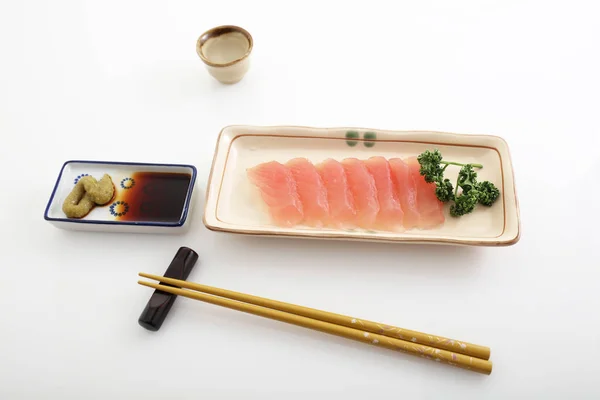 Japansk Traditionell Mat Sake Och Sashimi — Stockfoto