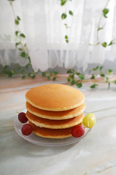 Flauschige Und Leckere Pfannkuchen — Stockfoto