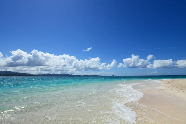 Letnie Niebo Piękna Plaża Okinawa — Zdjęcie stockowe