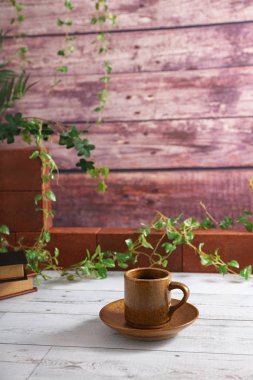 Masada lezzetli bir fincan kahve