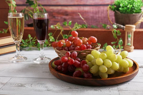 Frutas Frescas Vinho Mesa Jantar — Fotografia de Stock