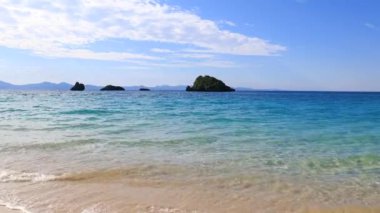 Okinawa güzel bir plaj.