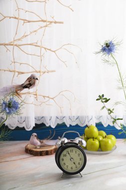 Masaüzerinde Retro çalar saat