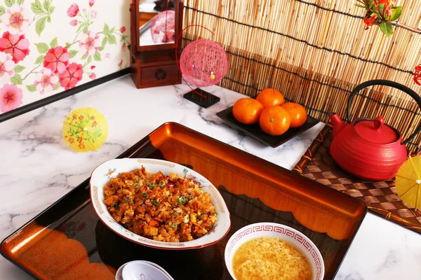 Kinesisk Ägg Droppe Soppa Och Stekt Ris — Stockfoto