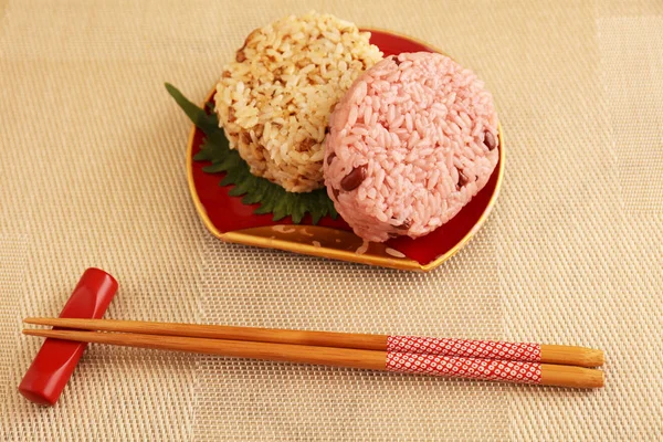 Kuchnia Japońska Ryż Kulki Naczyniu — Zdjęcie stockowe