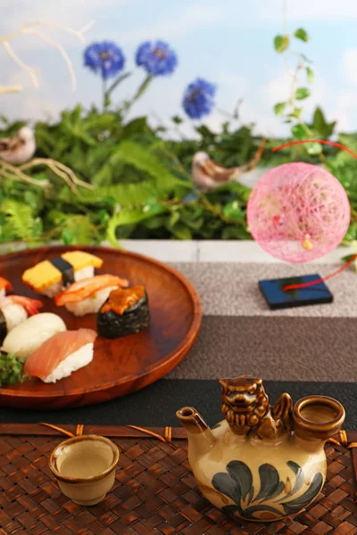 Japanse Traditionele Keuken Sake Sushi — Stockfoto