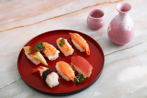 Japanese Traditional Cuisine Sake Sushi — Stock Photo, Image