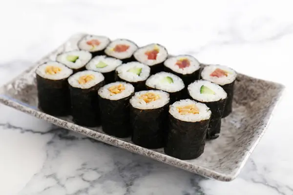 Rollos Sushi Cocina Tradicional Japonesa — Foto de Stock