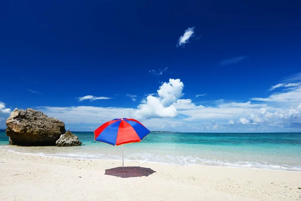 Blauwe Lucht Heldere Zee Van Okinawa — Stockfoto