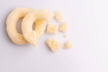 Beyaz arka plan üzerinde Mısır Yüzükler