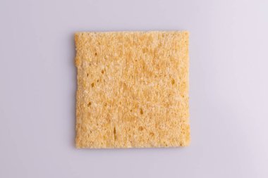 Diyet pirinç kraker beyaz arka plan üzerinde izole