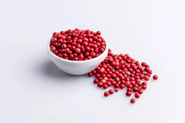 White Bowl Pink Pepper Brazil Pepper Rose Pepper Schinus Terebinthifolius — Stock Photo, Image