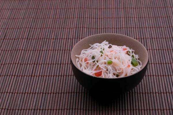 Asian Salad Rice Noodles Vegetables Bowl Wooden Background — Stock Photo, Image