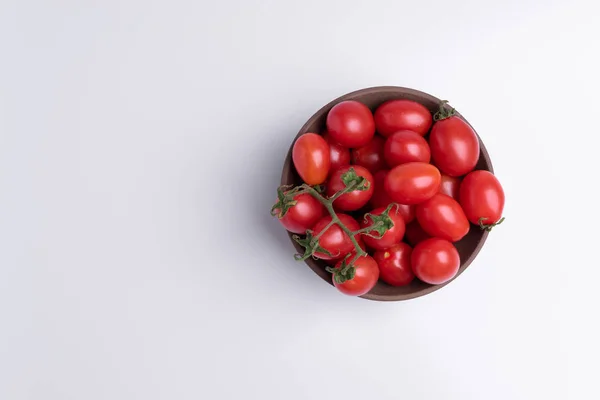 Druif Cherry Tomaten Tak Stapel Rode Druiven Tomaten Een Bruine — Stockfoto