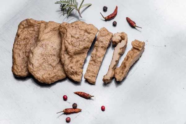 Sahte et. Et analogu (alternatif, ikame, sahte, sahte, taklit, vejetaryen, vegan olarak da adlandırılır)