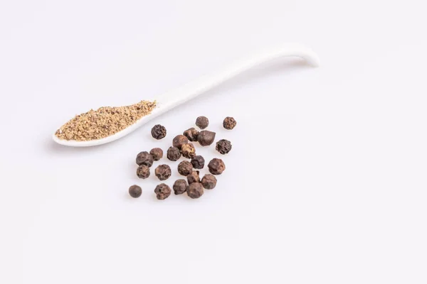 Black Pepper White Spoon Isolated White Background — Stock Photo, Image