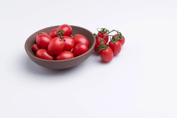 Druif Cherry Tomaten Tak Stapel Rode Druiven Tomaten Een Bruine — Stockfoto