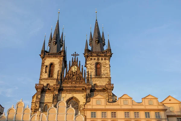 Tours Gothiques Église Prague République Tchèque — Photo