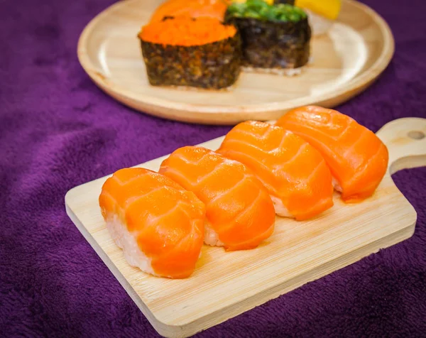 Delicioso Con Sushi Comida Japonesa — Foto de Stock