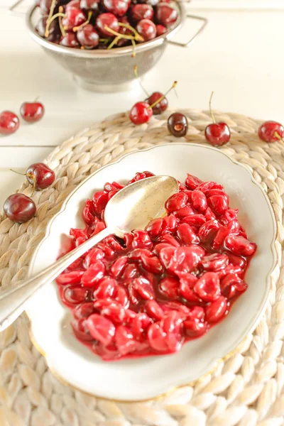 Compota Cereza Recién Cocida Una Taza —  Fotos de Stock