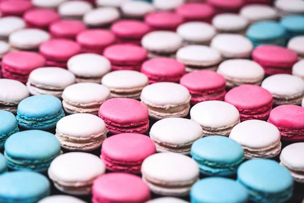 Nahaufnahme bunte Macarons Dessert in Pastelltönen — Stockfoto
