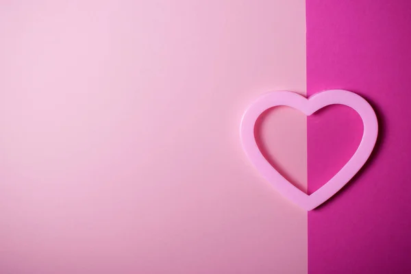 Coração Rosa Macio Com Uma Sombra Fundo Cor Dupla Com — Fotografia de Stock