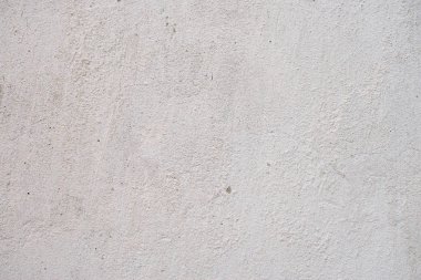 Kaba beton gri duvar.