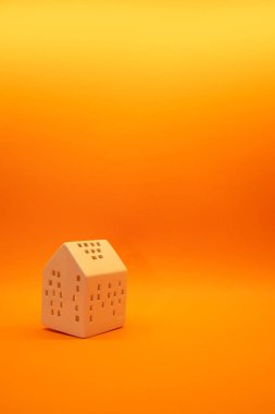 House şamdan kopya alanı zemin üzerine 