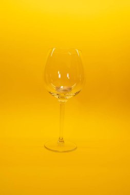 Kopya alanı zemin üzerine cam şamdan