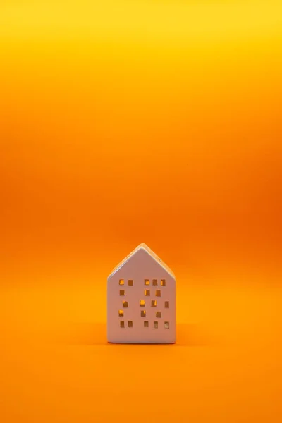 House şamdan kopya alanı zemin üzerine 