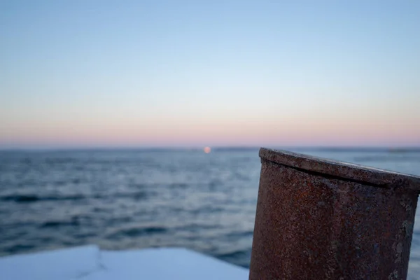 美丽的波罗的海冬季景色 雪与冷水 — 图库照片