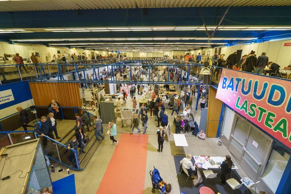 Tallinn, Estonya - 19 Nisan 2019: Disainimess Interjr 2019 in Eesti Nituste Messikeskuses, İç tasarım sergisi