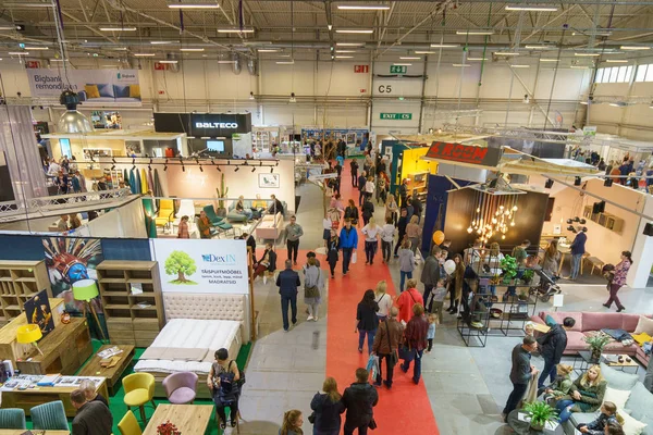 Tallinn, Estonya - 19 Nisan 2019: Disainimess Interjr 2019 in Eesti Nituste Messikeskuses, İç tasarım sergisi