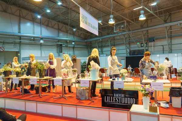 Tallinn, Estonya - 19 Nisan 2019: Disainimess Interjr 2019 in Eesti Nituste Messikeskuses, İç tasarım sergisi