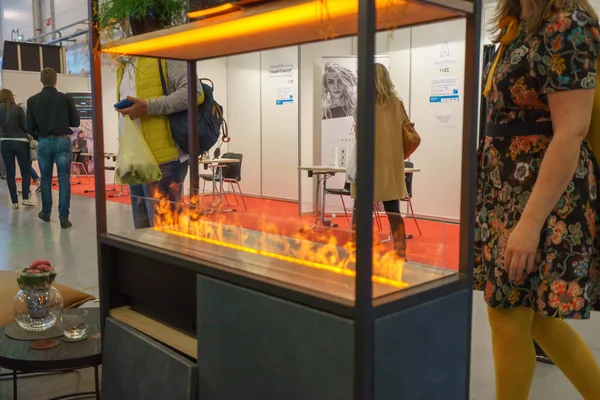 Tallinn, Estonya - 19 Nisan 2019: Disainimess Interjr 2019 in Eesti Nituste Messikeskuses, İç tasarım sergisi