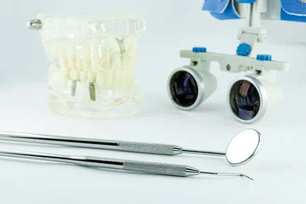 binocular loupes dentistry. Application of optics in the treatment of dental diseases. The concept of new technologies in medicine